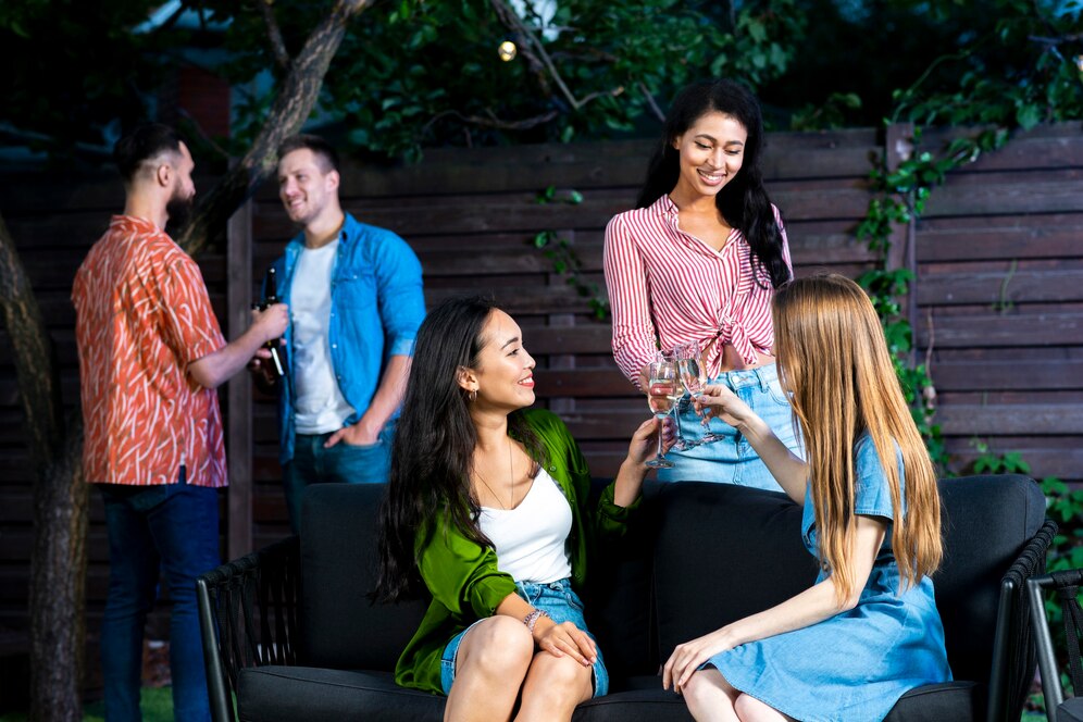 7 Signs People Like Being Around You